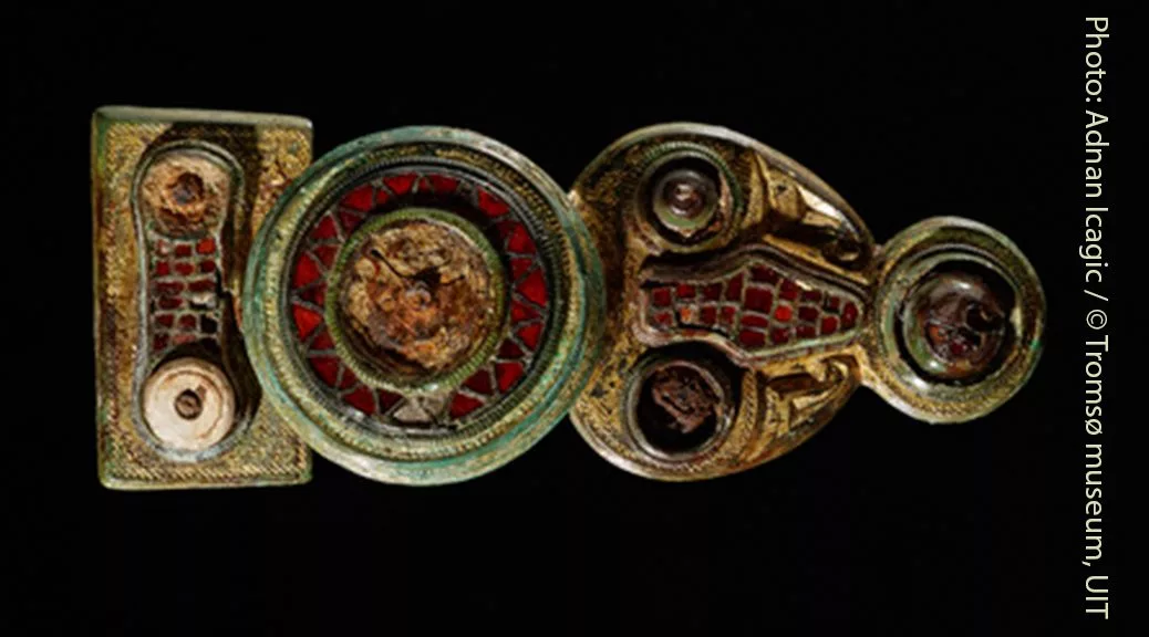 The Norwegian disc-on-bow brooches